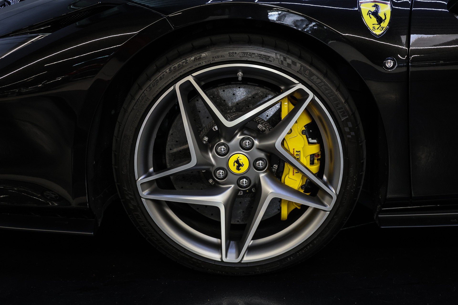 FERRARI F8 Spider-image-19