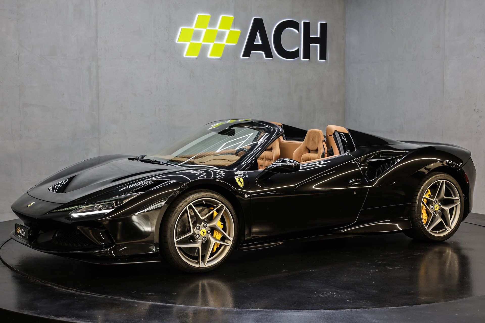 FERRARI F8 Spider-image-8