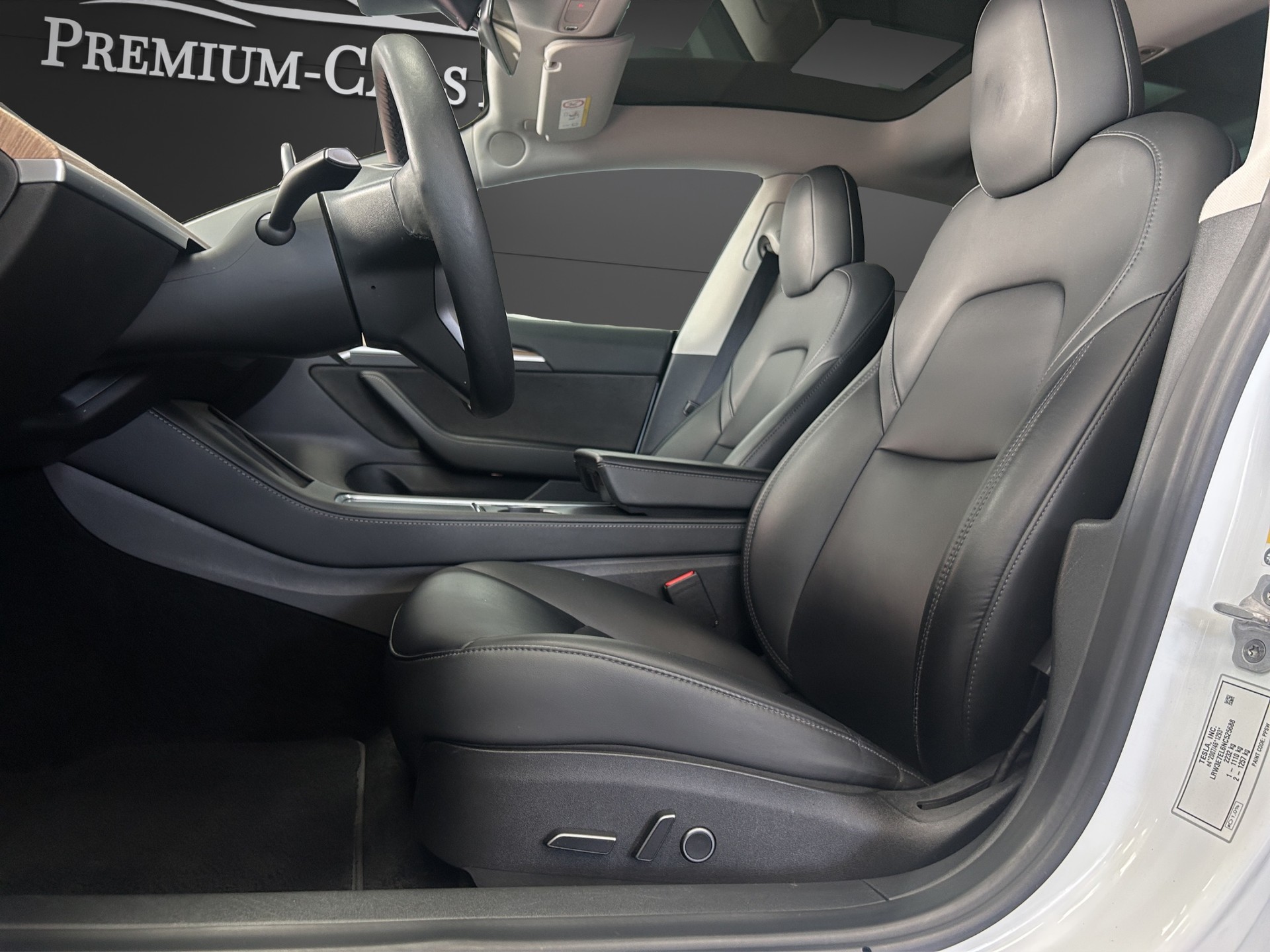 TESLA Model 3 Performance Dual Motor AWD Enhanced Autopilot-image-5