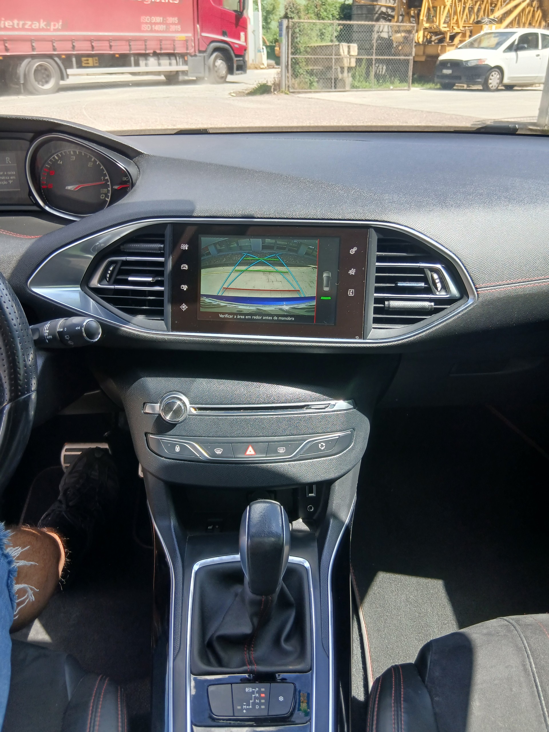PEUGEOT 308 2.0 BlueHDI GT Automatic-image-11