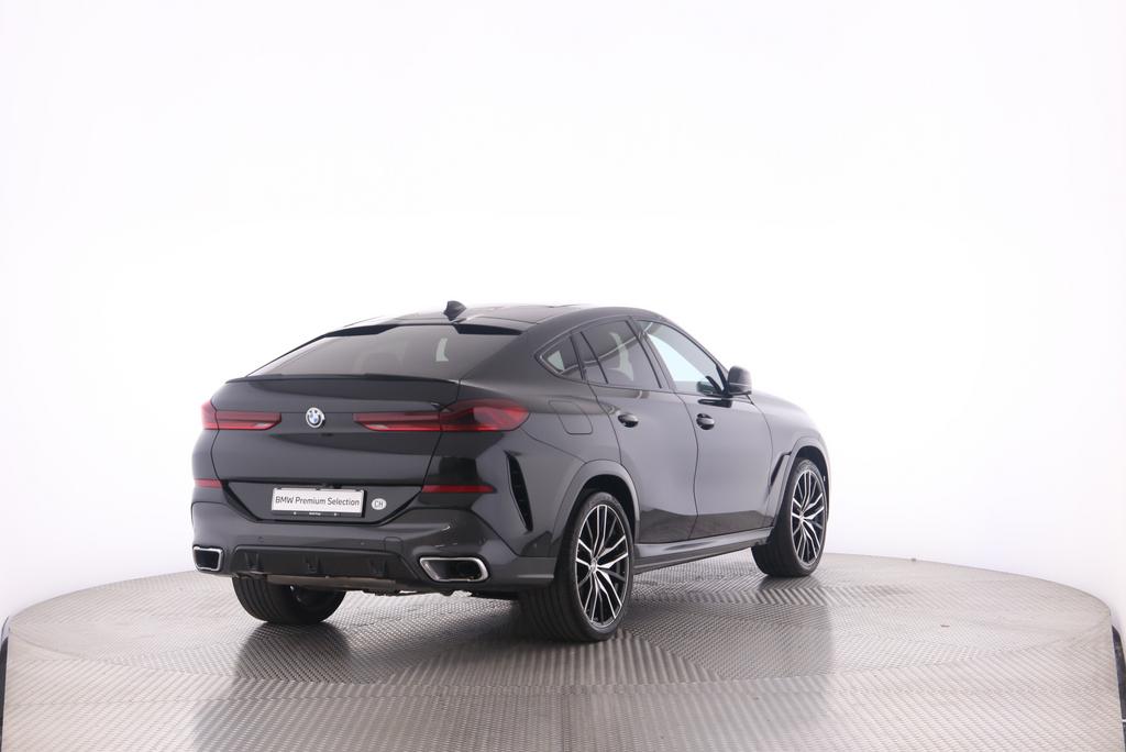 BMW X6 40i xDrive-showroom-element-1