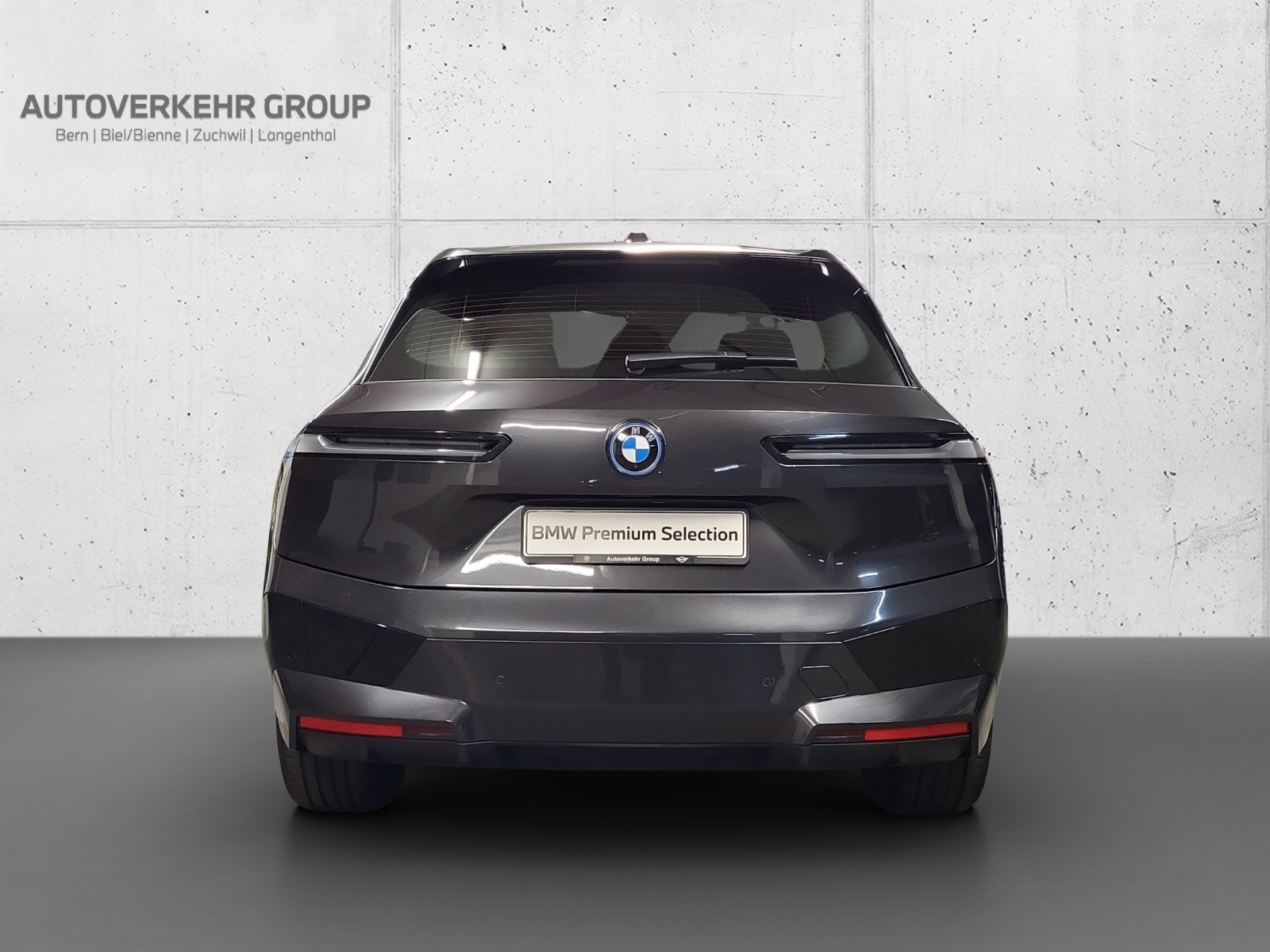 BMW iX xDrive50 M-Sport-image-5