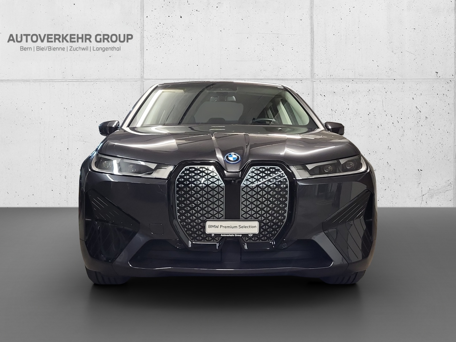 BMW iX xDrive50 M-Sport-showroom-element-1