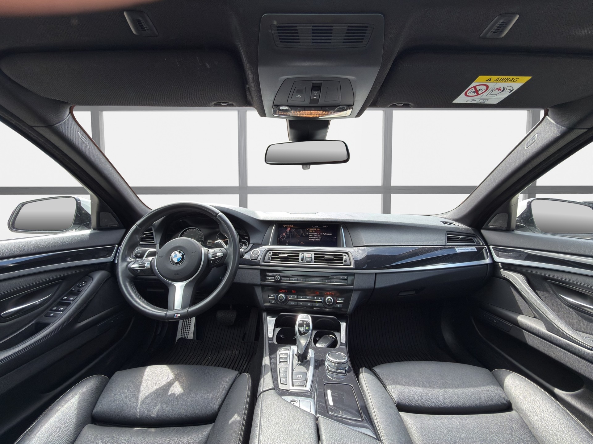 BMW 535d Touring xDrive Platinum Sport Edition-image-11