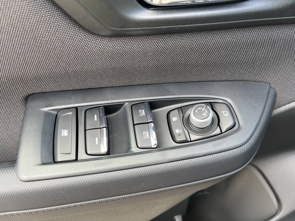 SUBARU Forester 2.0i e-Boxer Advantage-image-20