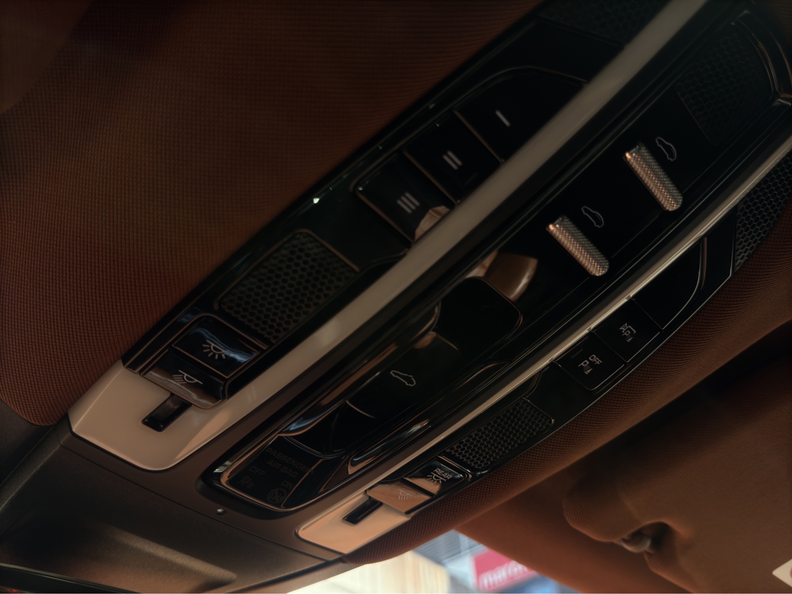 PORSCHE Panamera 4 E-Hybrid Sport Turismo PDK-image-24