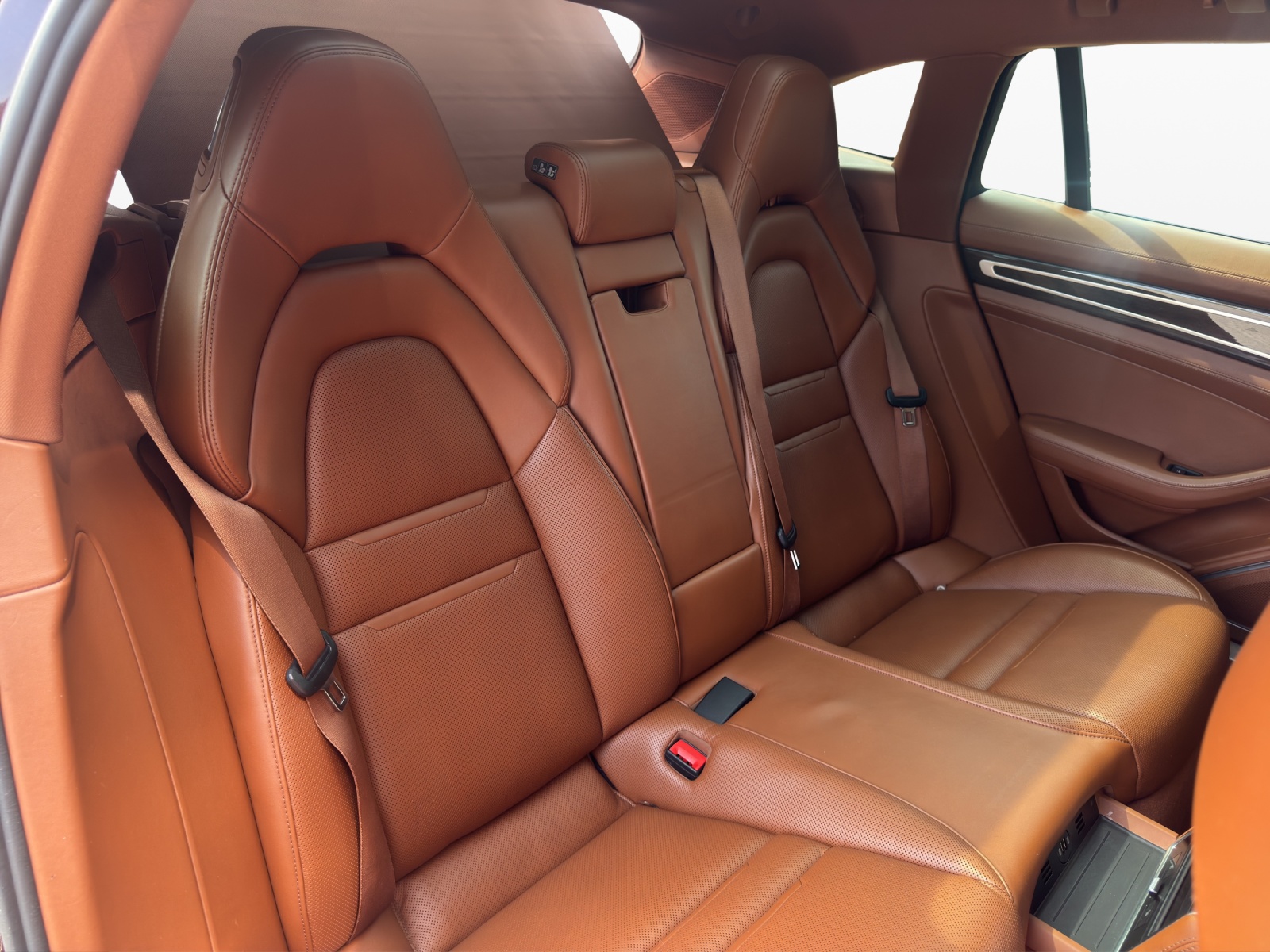 PORSCHE Panamera 4 E-Hybrid Sport Turismo PDK-image-18