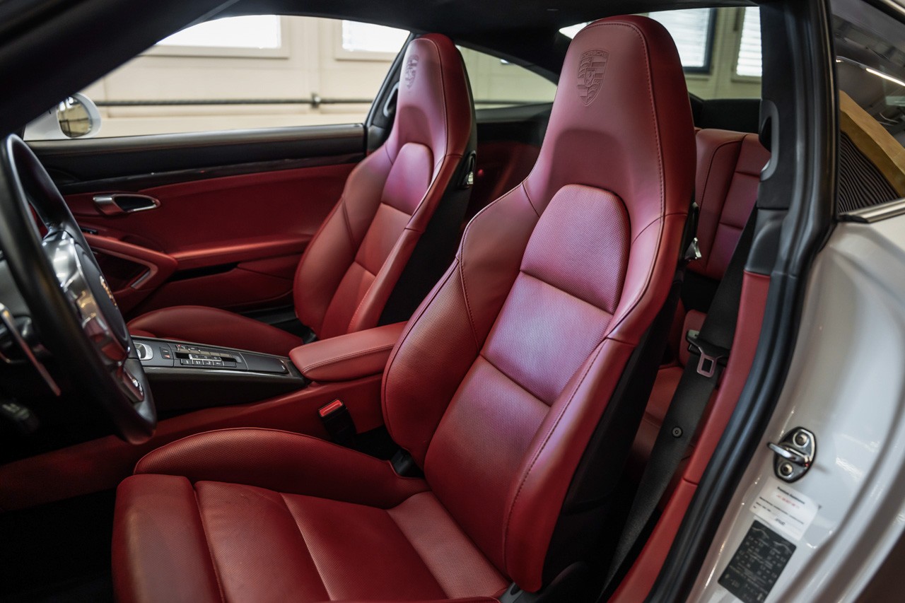 PORSCHE 911 Turbo S PDK-image-15