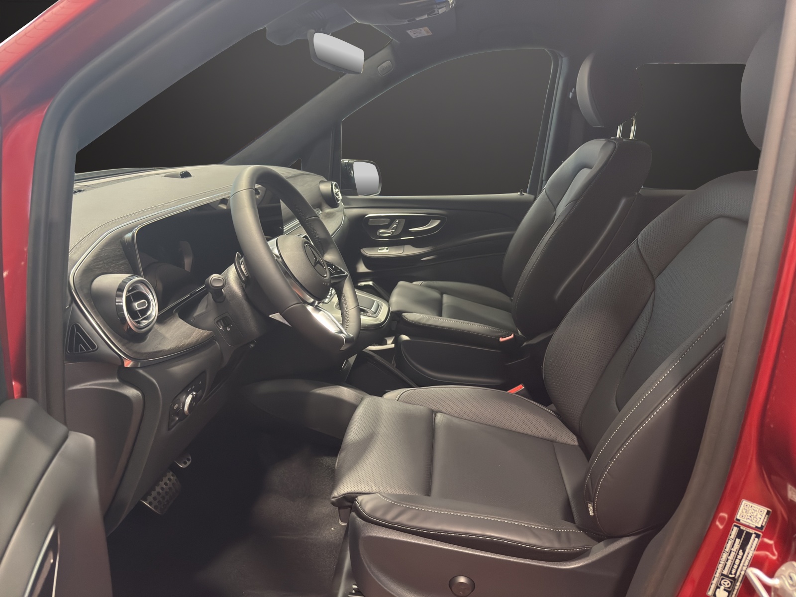 MERCEDES-BENZ V 300 d lang 4Matic Swiss Edition 9G-Tronic-image-6