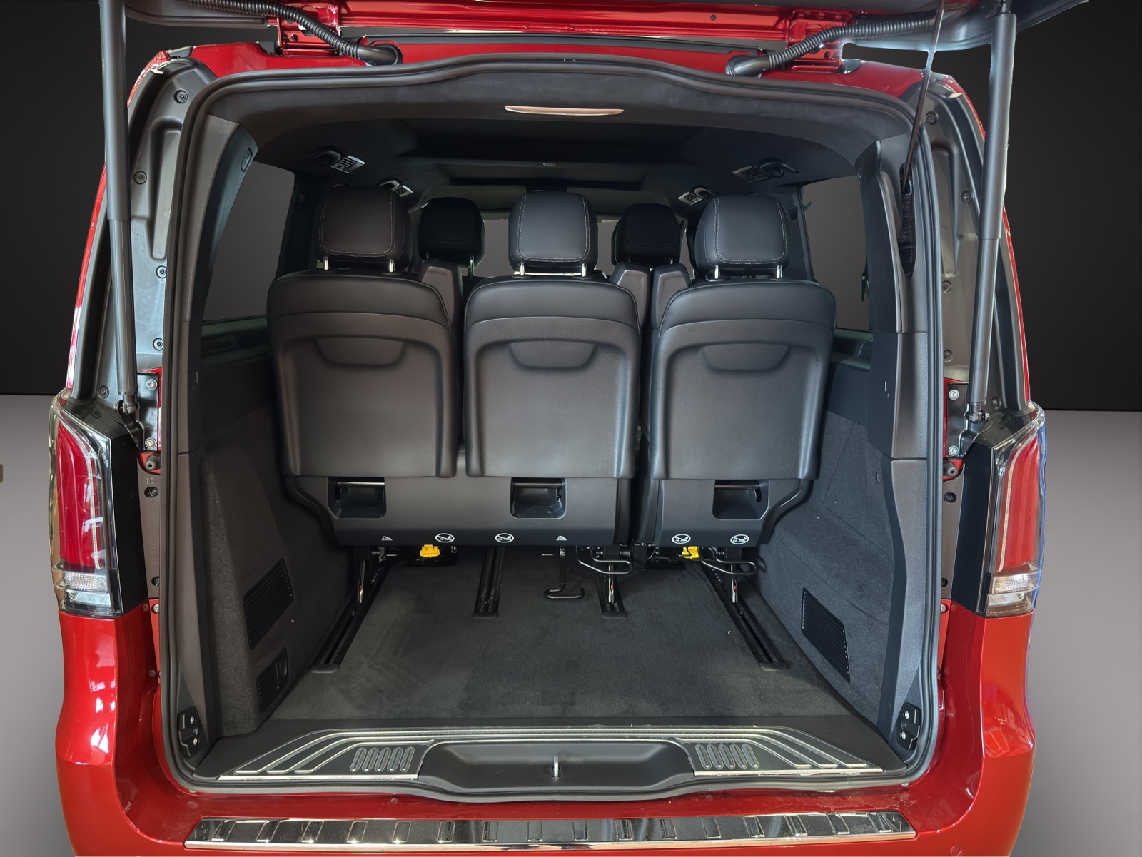 MERCEDES-BENZ V 300 d lang 4Matic Swiss Edition 9G-Tronic-image-10