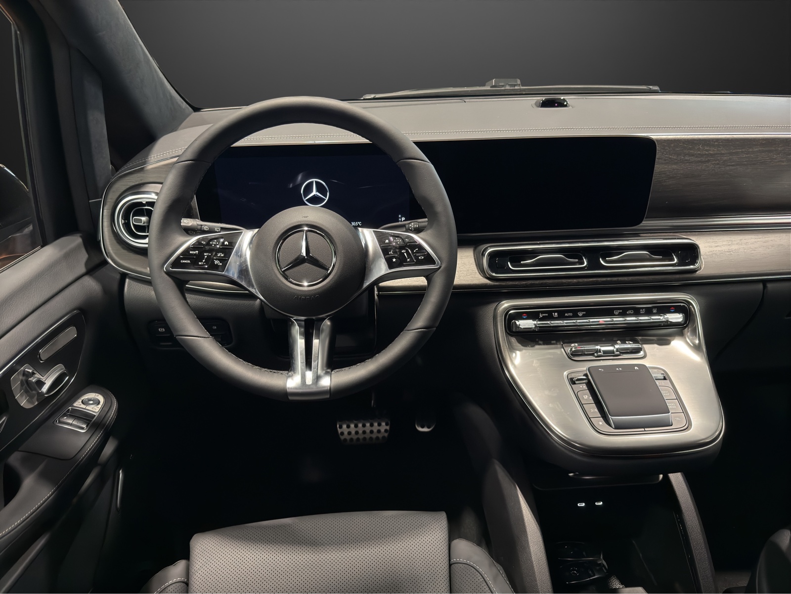 MERCEDES-BENZ V 300 d lang 4Matic Swiss Edition 9G-Tronic-image-8
