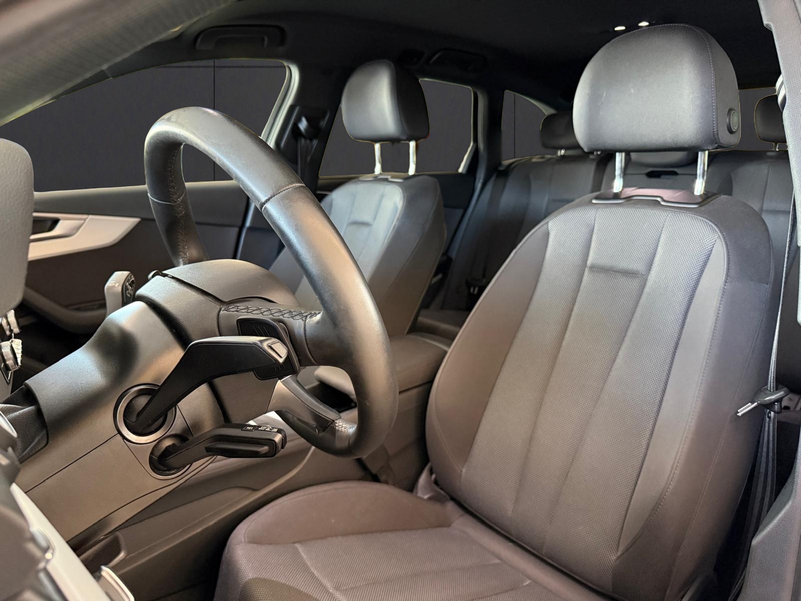 AUDI A4 Avant 40 TFSI advanced S-tronic quattro-image-11