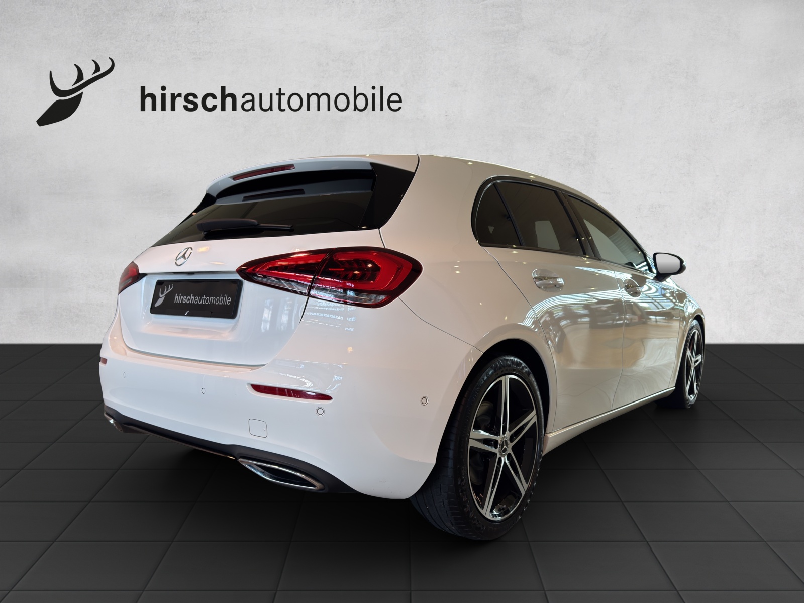 MERCEDES-BENZ A 250 Progressive 7G-DCT-showroom-element-3