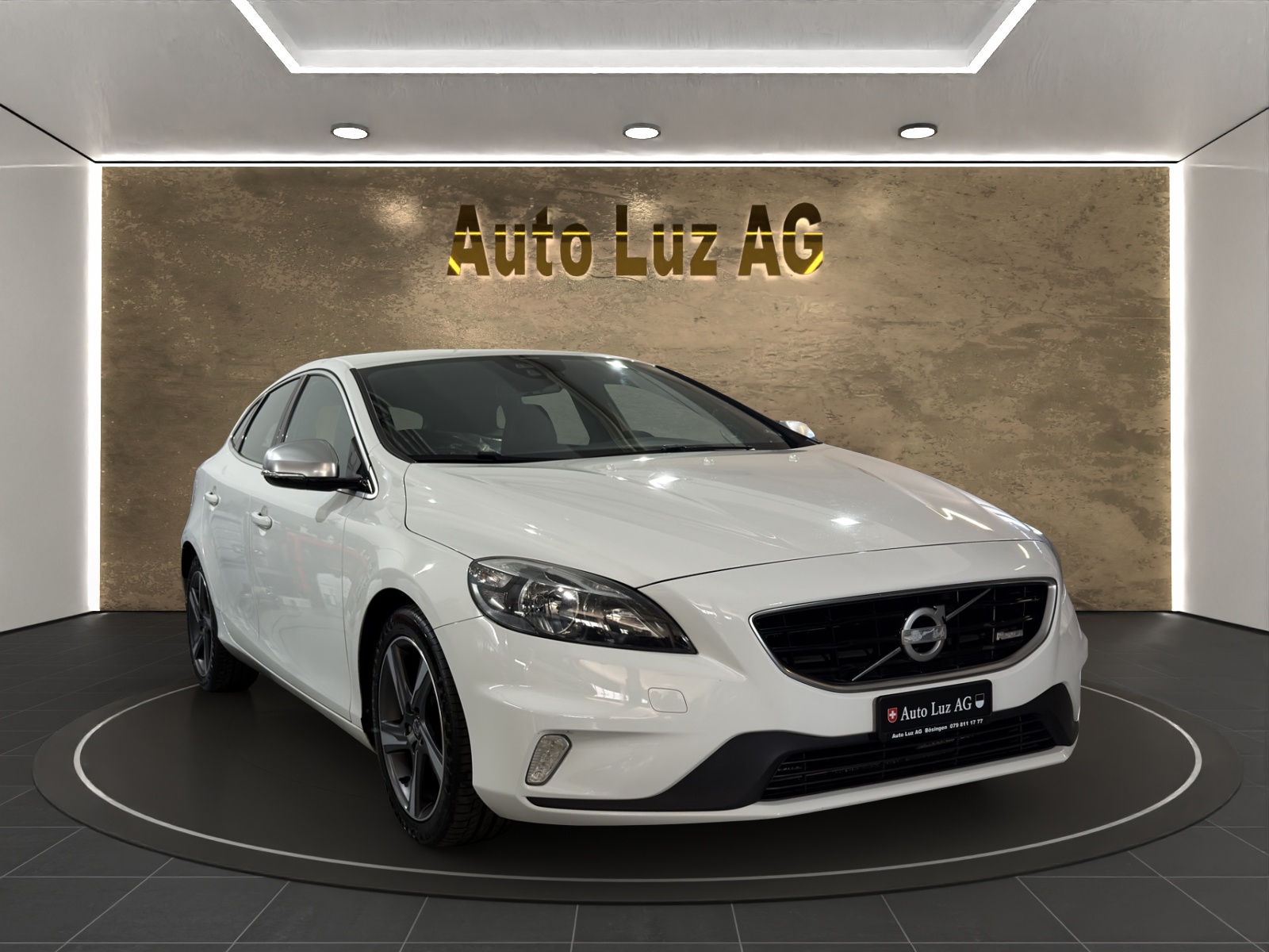 VOLVO V40 D2 R-Design-image-6
