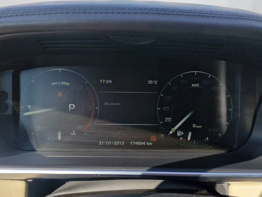 LAND ROVER Range Rover Sport 3.0 TDV6 HSE-image-13