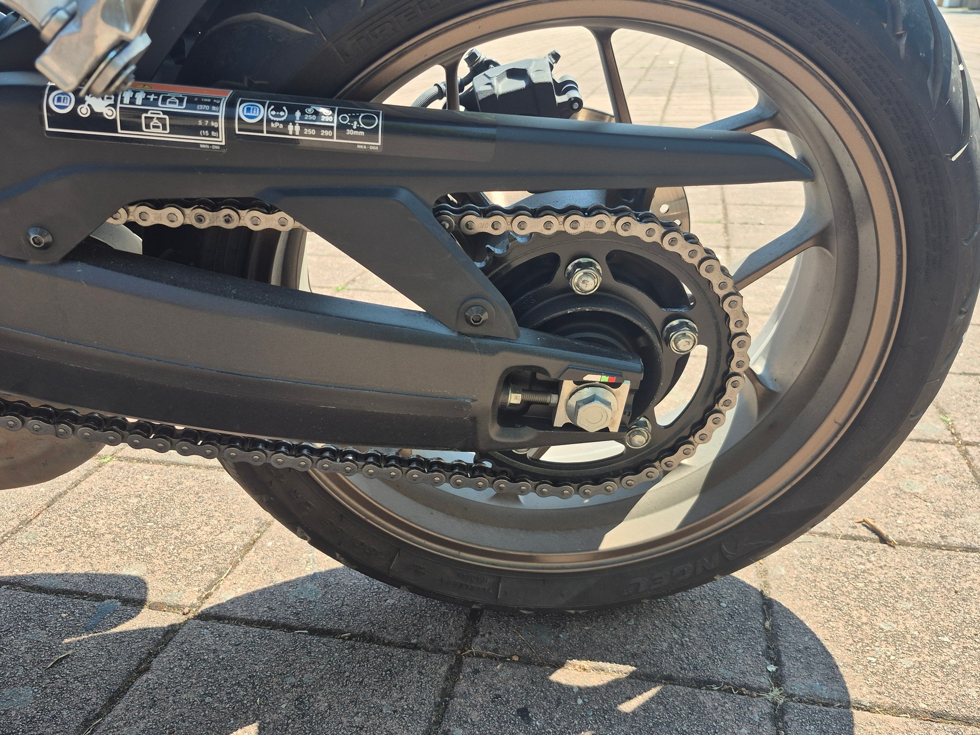 HONDA CB 650 R (35kW)-image-3