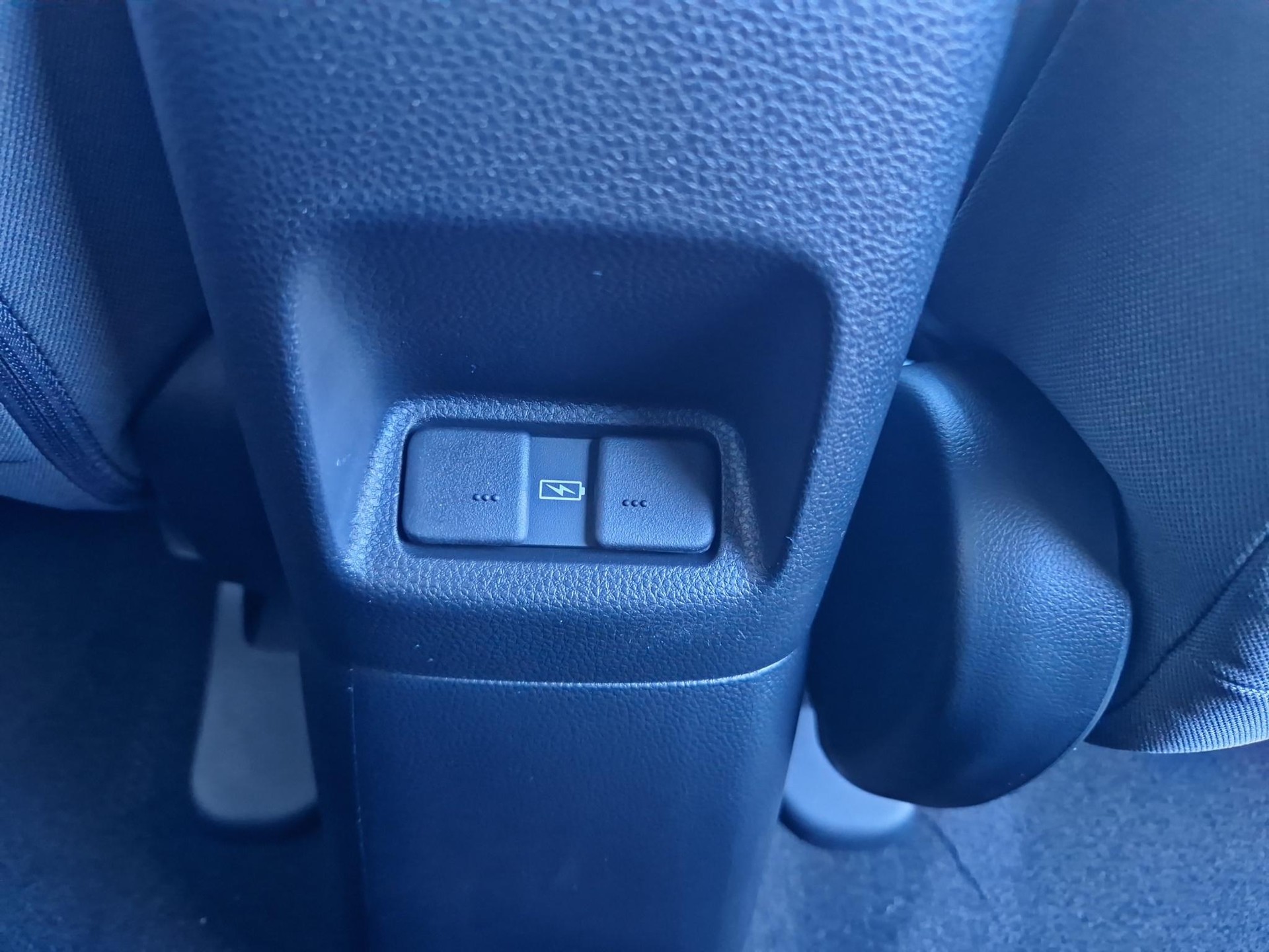 HONDA Jazz 1.5 i-MMD Advance Sport-image-23