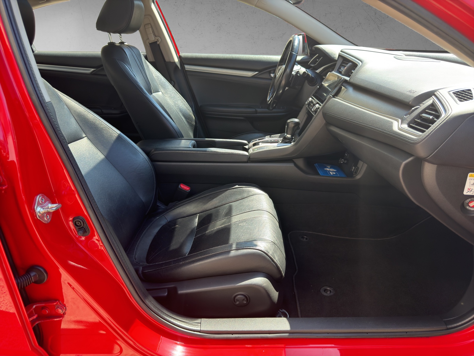 HONDA Civic Sedan 1.5 VTEC Executive Premium CVT-image-9