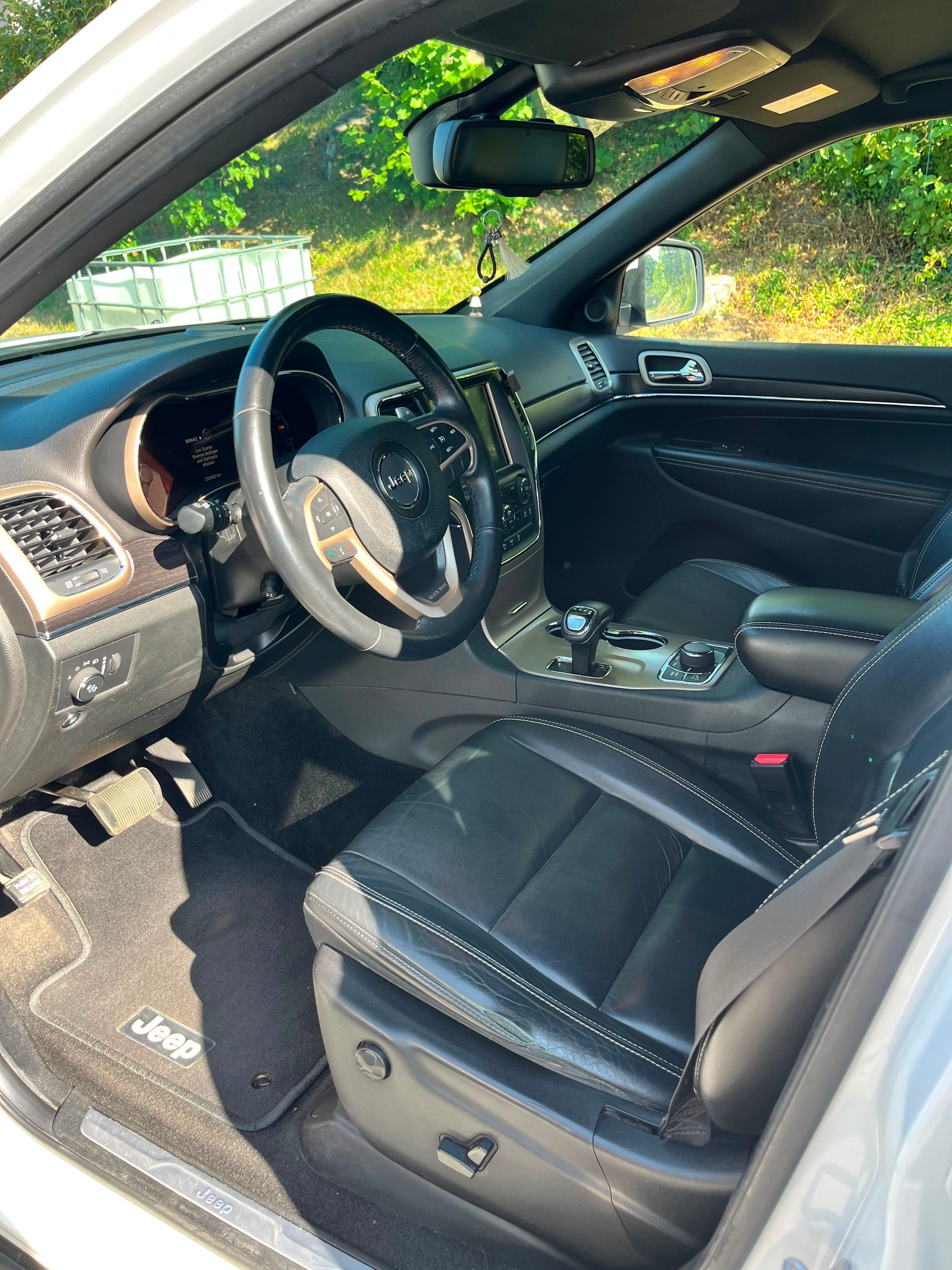 JEEP Grand Cherokee 3.0 CRD Limited Automatic-image-10