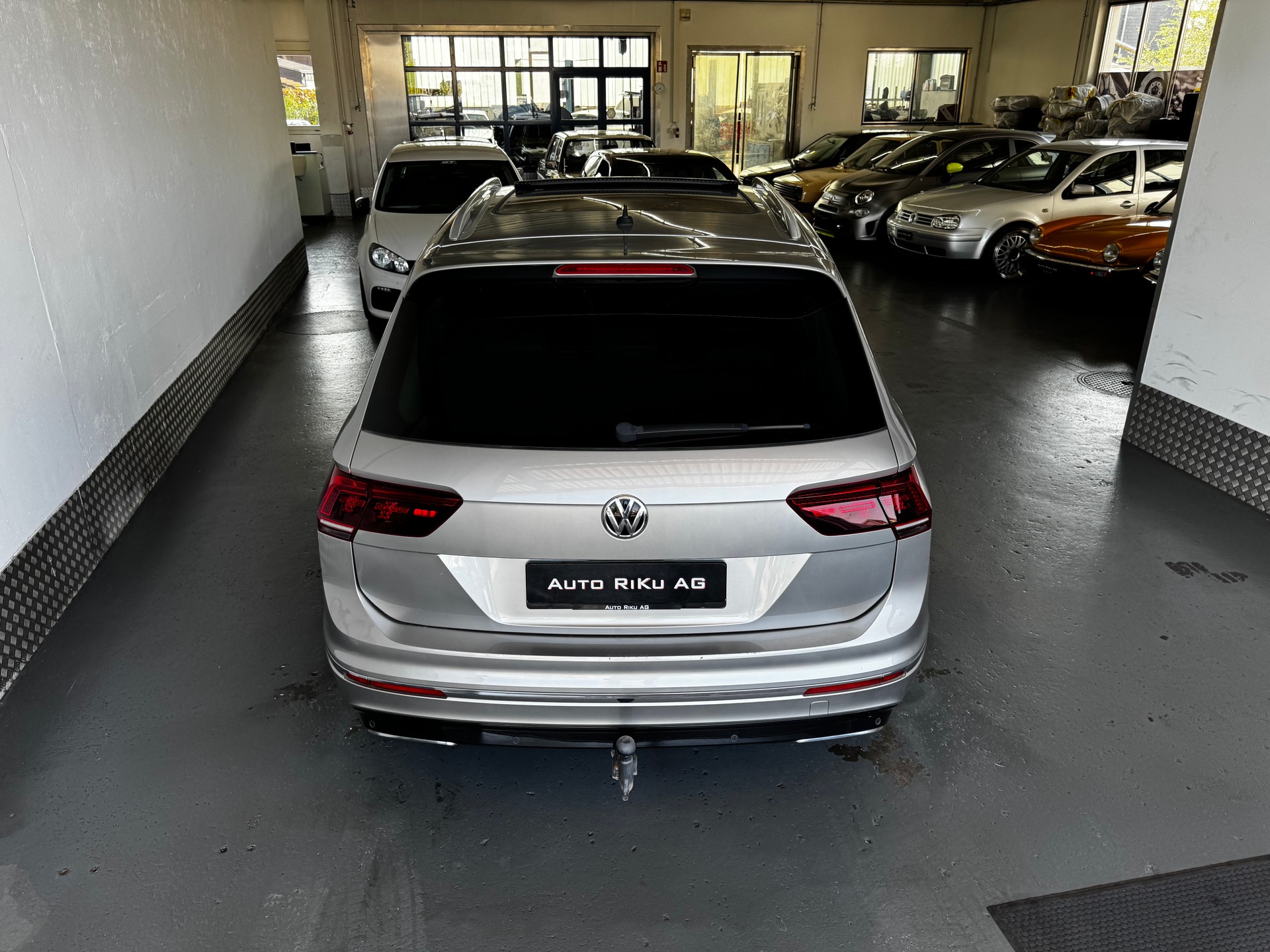 VW Tiguan 2.0TSI R-Line 4Motion DSG-image-10