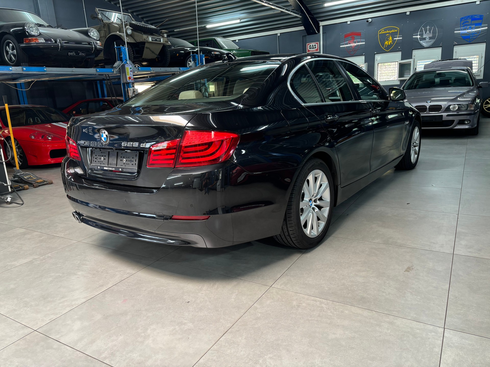 BMW 525d xDrive Steptronic-image-4