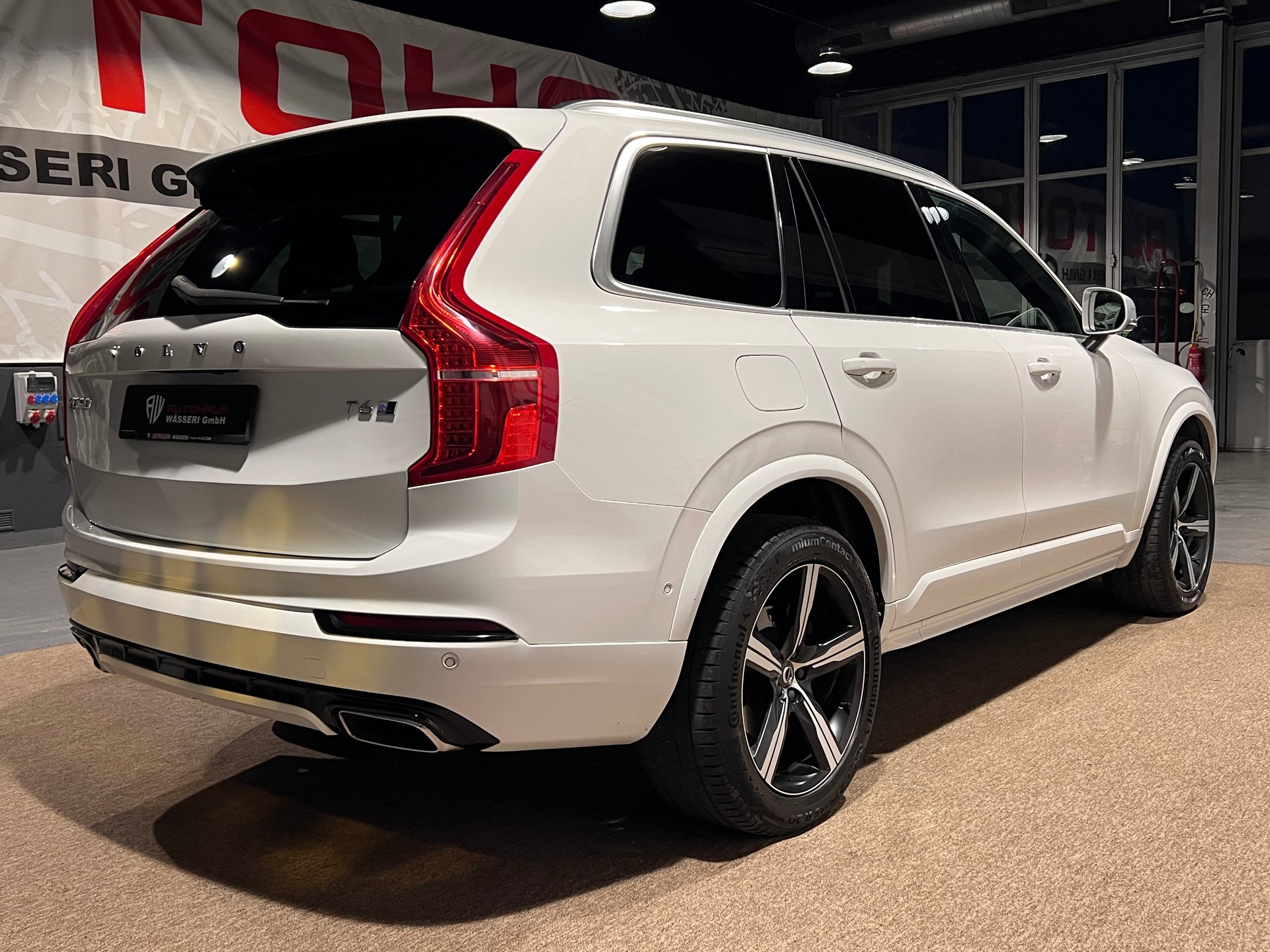 VOLVO XC90 T6 AWD R-Design Geartronic-showroom-element-2
