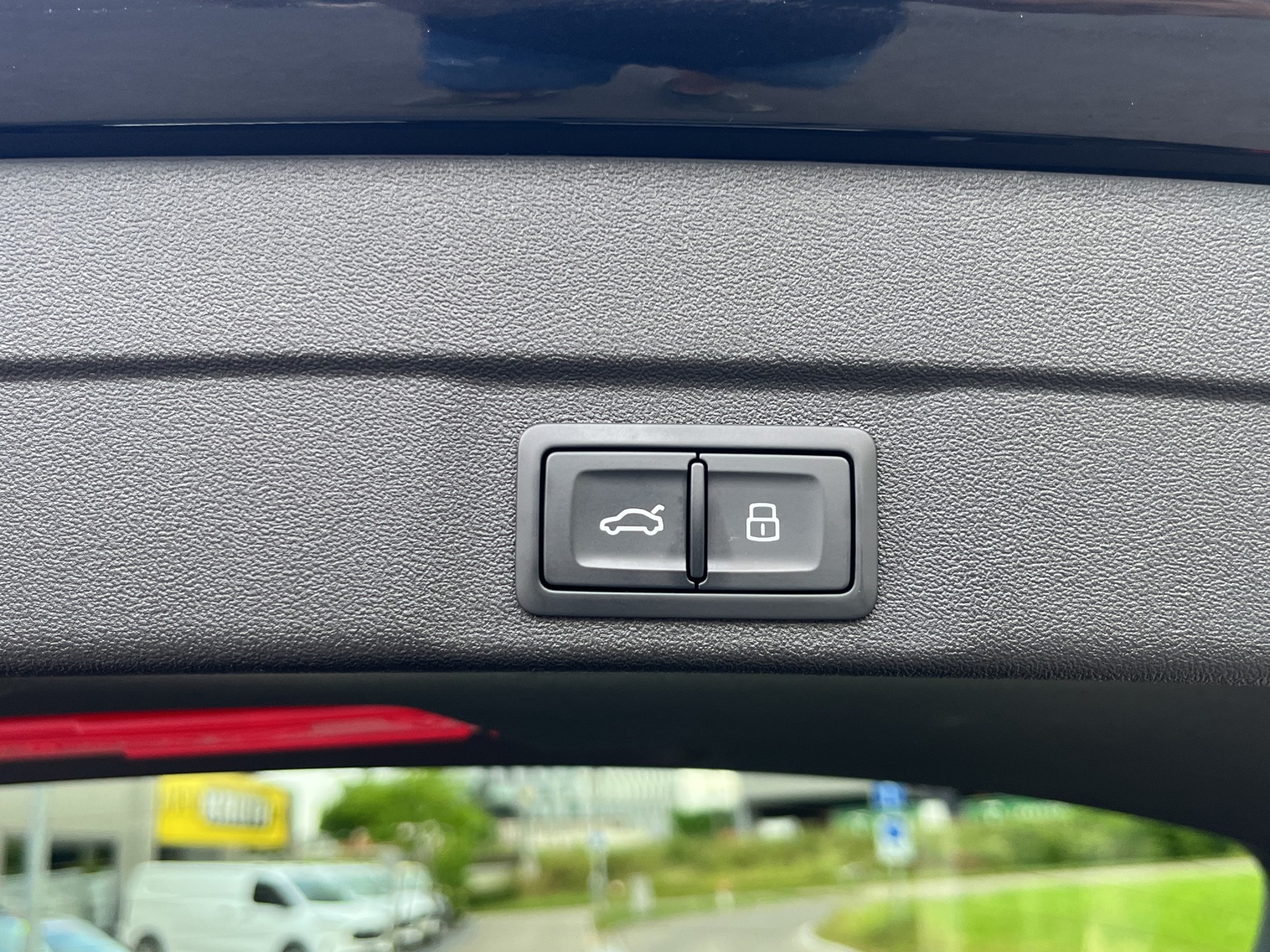 AUDI A6 Avant TFSI quattro 270 kW S tronic*New Modell*Mitternachtsgrün, AHK, Head-up, B&O Sound, (5-Jahre Garantie)-image-30