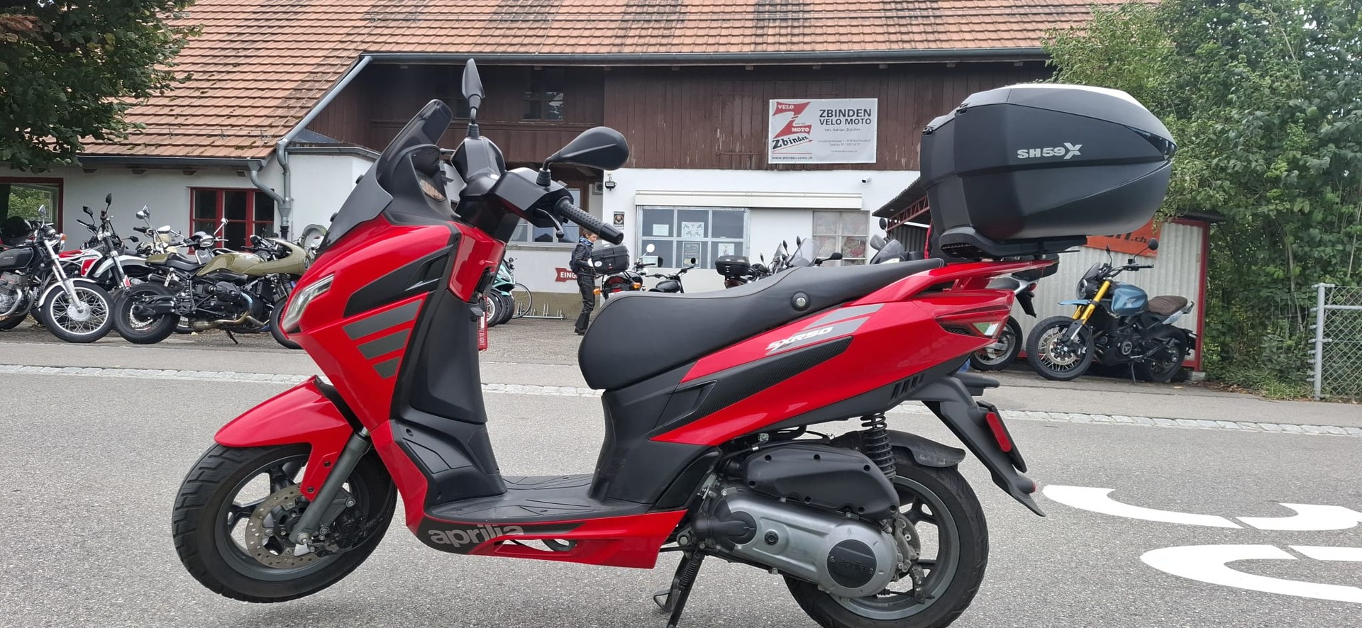APRILIA SXR-image-0