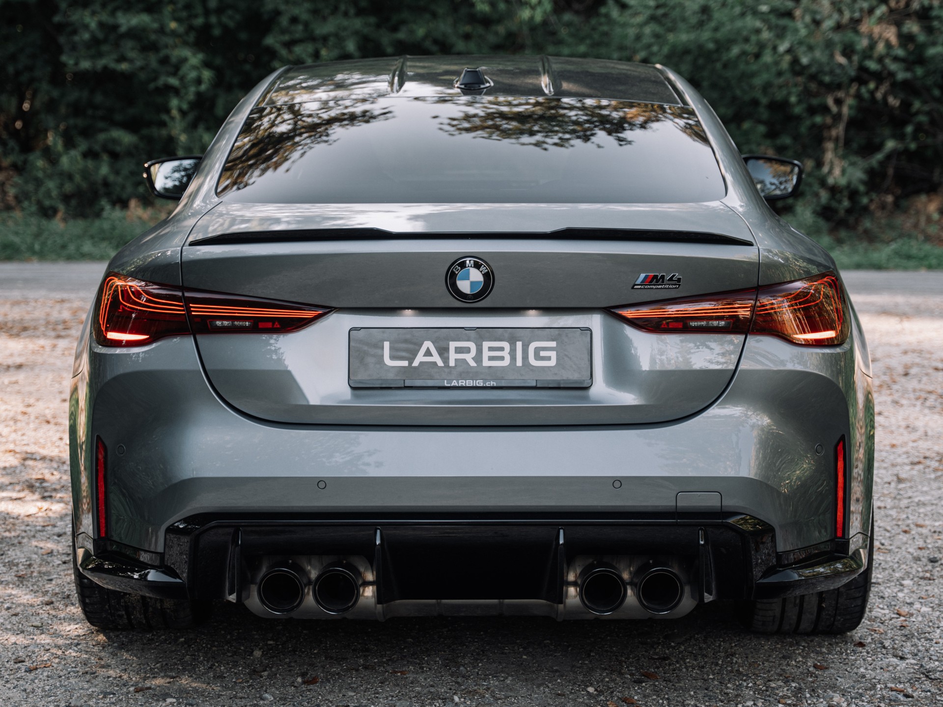 BMW M4 Coupé Competition *Facelift* *Skyscraper grau* *Innovationspaket II* *Sitzbelüftung* *Werksgarantie bis 05/2028*