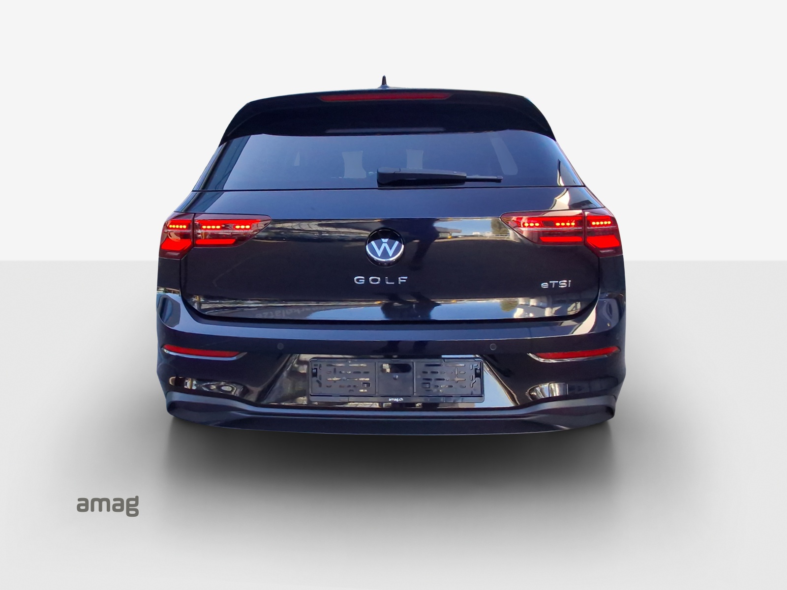 VW Golf 1.5 e TSI ACT Life DSG-showroom-element-3