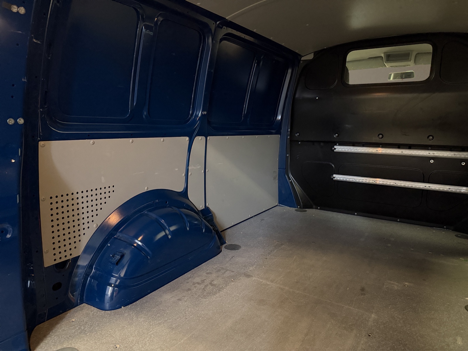 VW T6 2.0 TDI-image-17