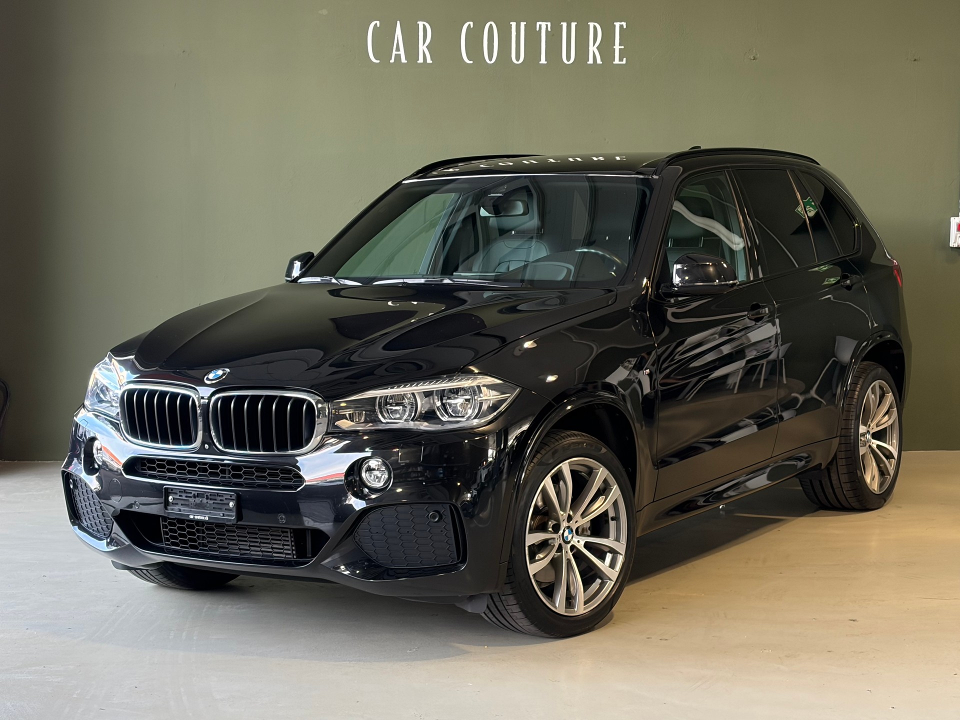 BMW X5 xDrive 40d Steptronic *** M-Sport ***-showroom-element-1