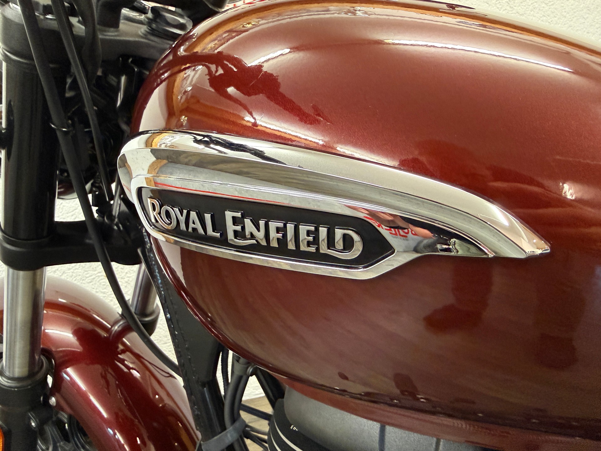 ROYAL ENFIELD Meteor Supernova-image-9