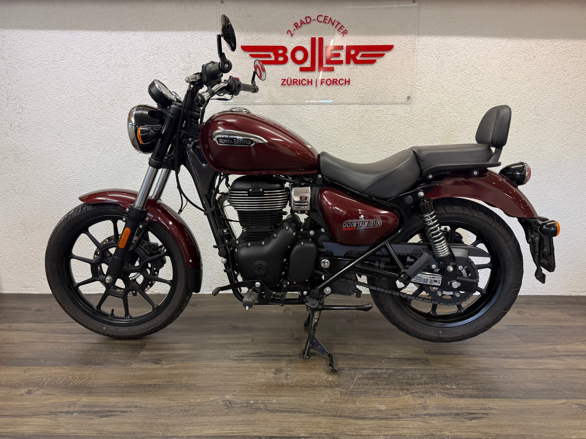 ROYAL ENFIELD Meteor Supernova-image-7