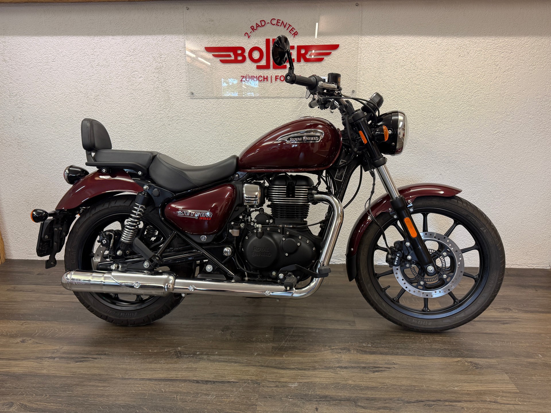 ROYAL ENFIELD Meteor Supernova-image-1