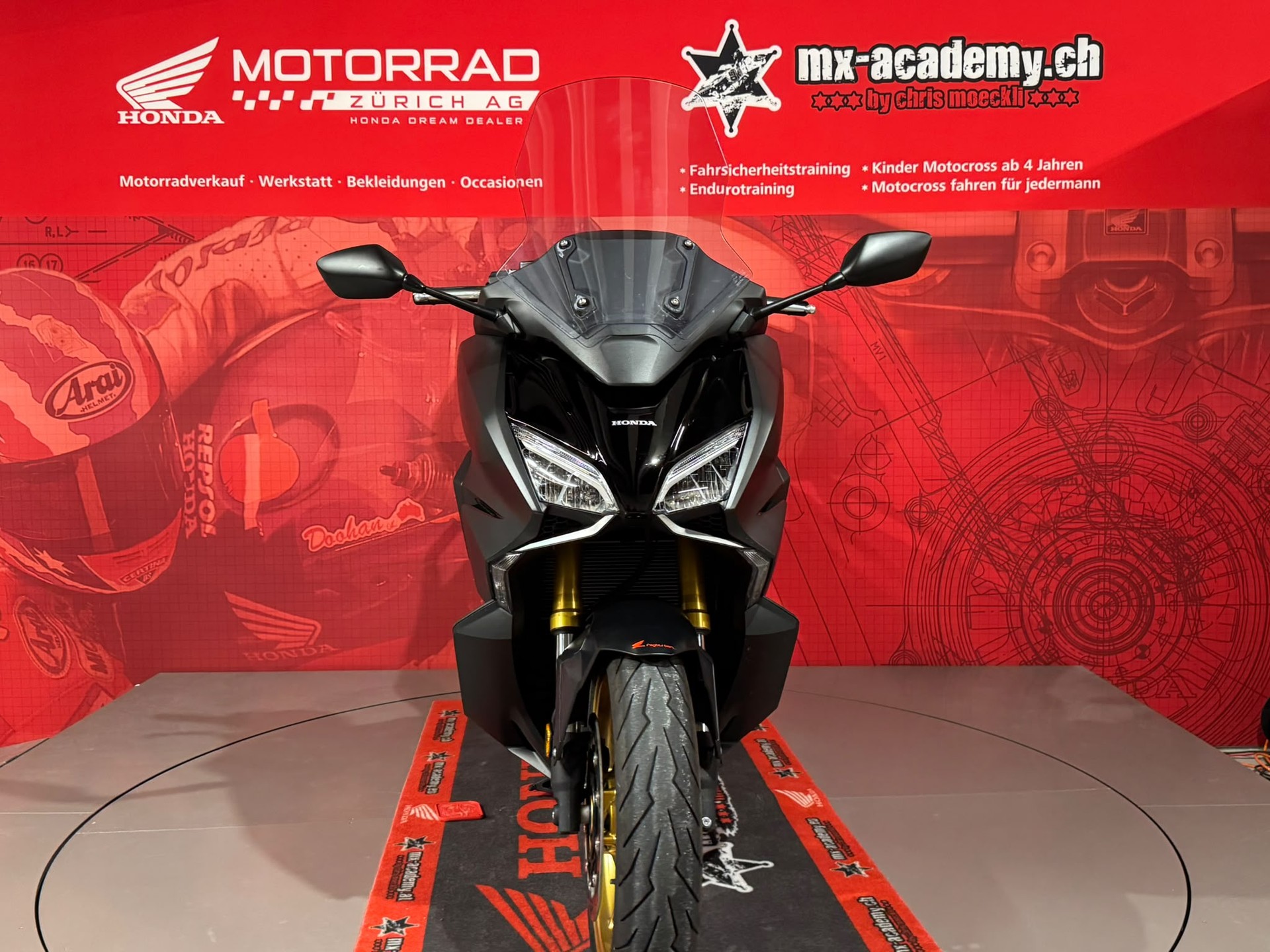 HONDA *NSS750** Topcase * Akrapovic* Nur 8800km*-image-6