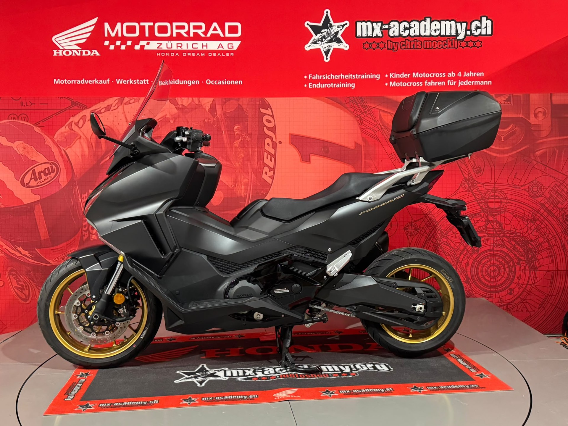 HONDA *NSS750** Topcase * Akrapovic* Nur 8800km*-image-1