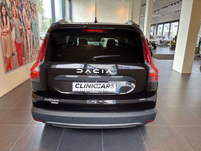 DACIA Jogger HEV 155 Journey-image-6