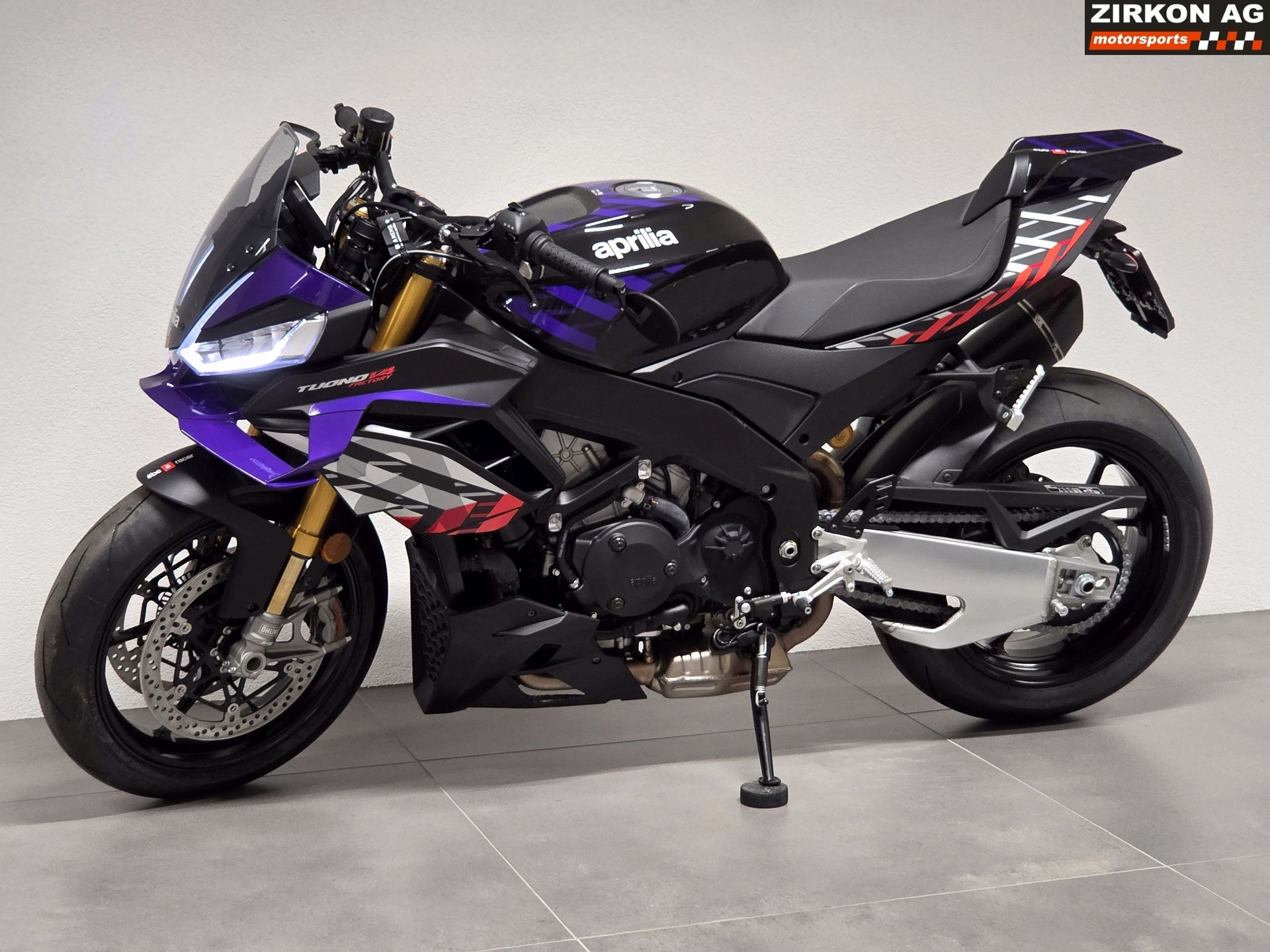 APRILIA Tuono V4 1100 E5+ Factory Corsa-image-10