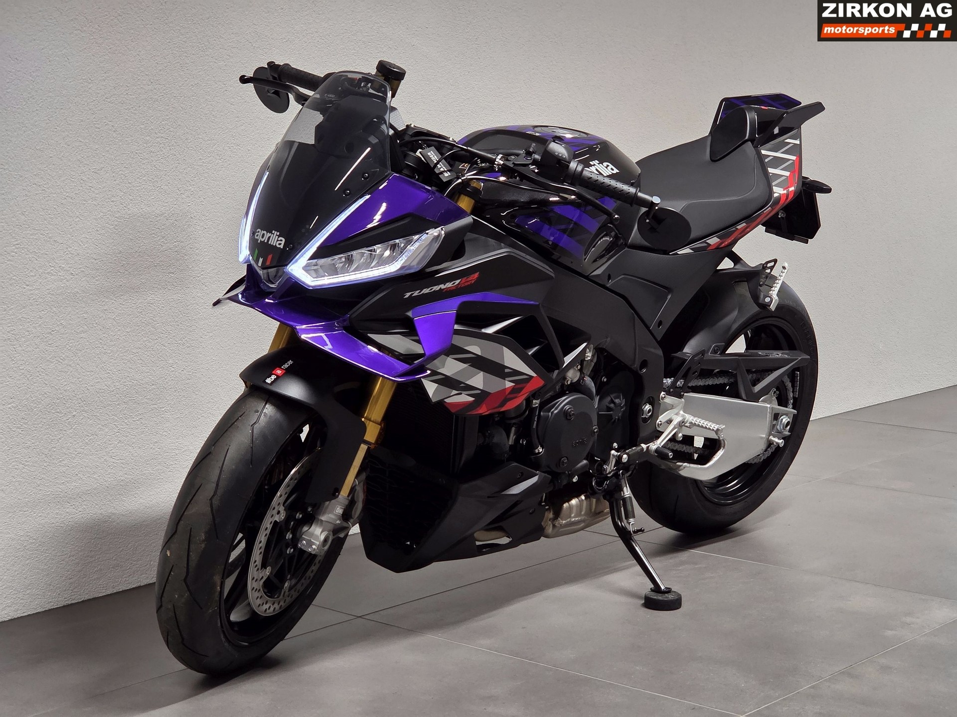APRILIA Tuono V4 1100 E5+ Factory Corsa-image-8