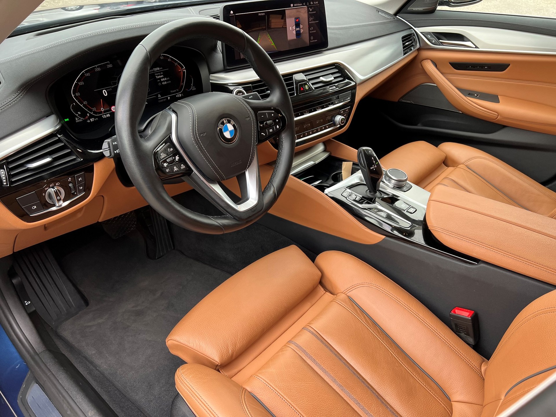 BMW 530d xDrive 48V Luxury Line Steptronic-image-6
