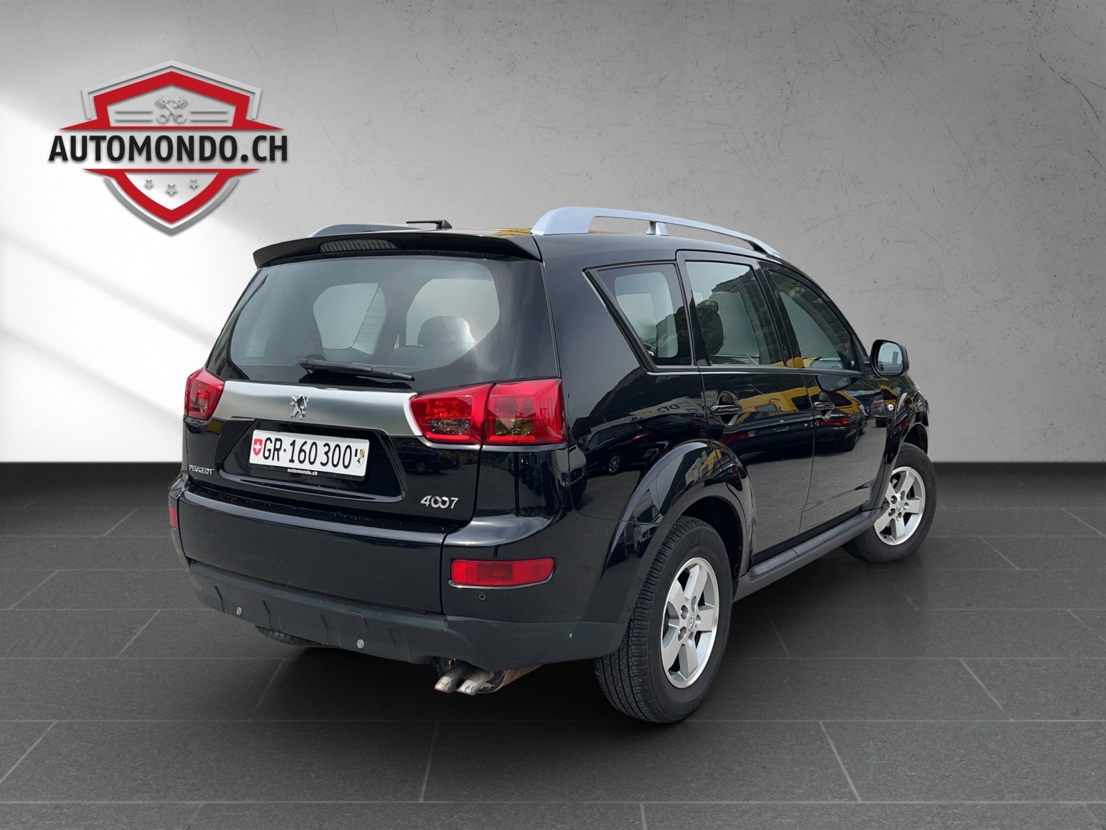 PEUGEOT 4007 2.2 HDi Confort-image-3