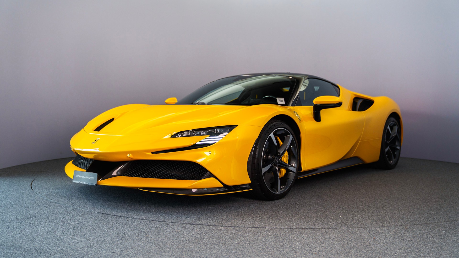 FERRARI SF90 Stradale-showroom-element-1