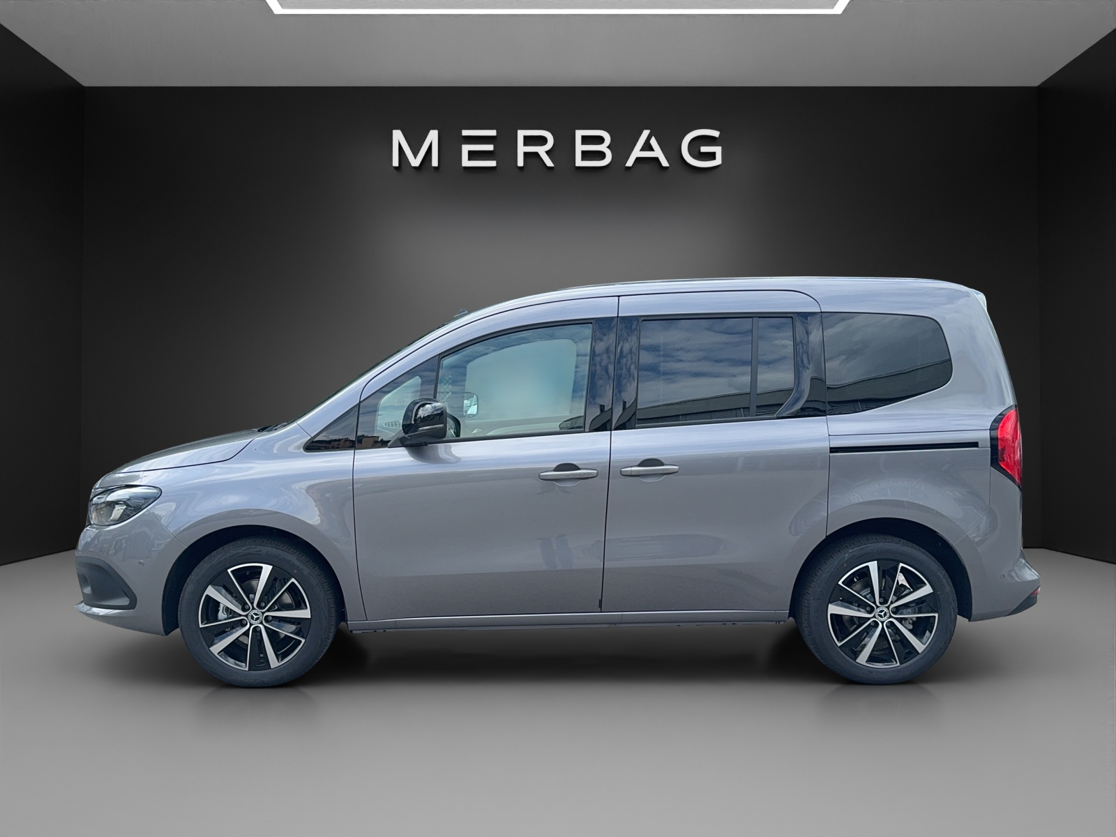 MERCEDES-BENZ EQT Standard 2716mm S-image-3