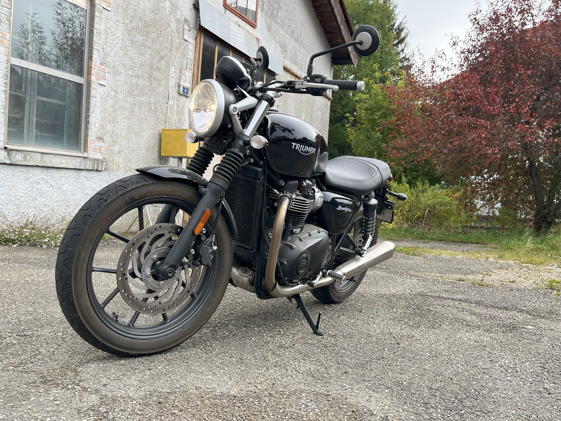 TRIUMPH Street Twin 900 i-image-8