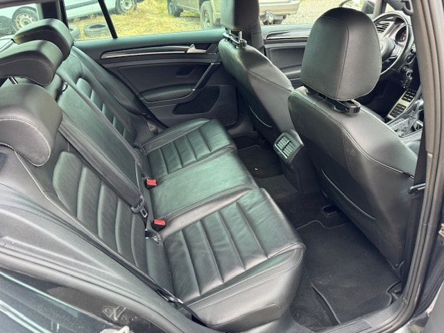 VW Golf Variant 2.0 TDI GTD DSG-image-7