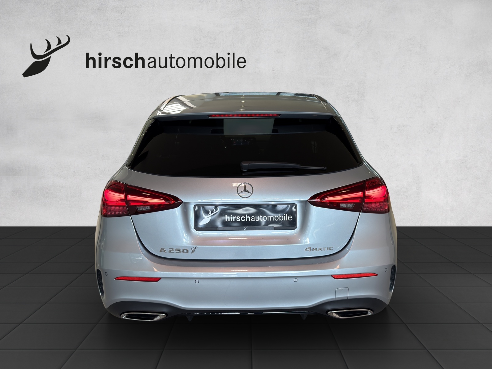 MERCEDES-BENZ A 250 4Matic 8G-DCT-showroom-element-2