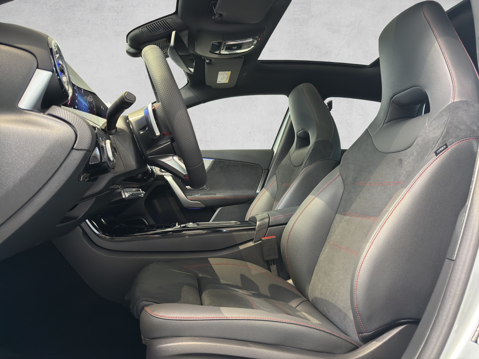 MERCEDES-BENZ A 250 4Matic 8G-DCT-image-6