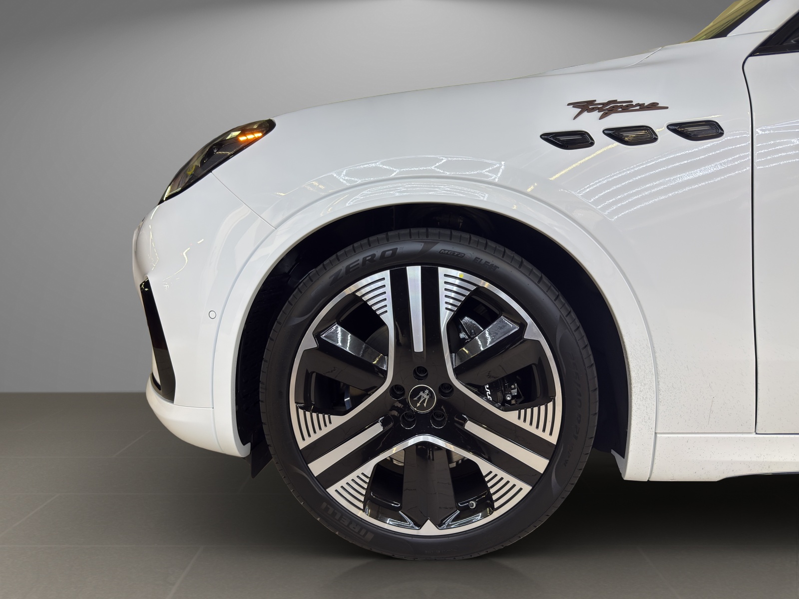 MASERATI Grecale Folgore 105kWh - 1.99% Leasing-image-8
