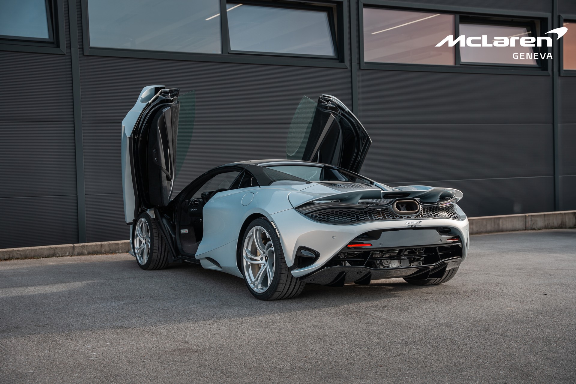 McLAREN 750S Spider Elite Paint-image-9